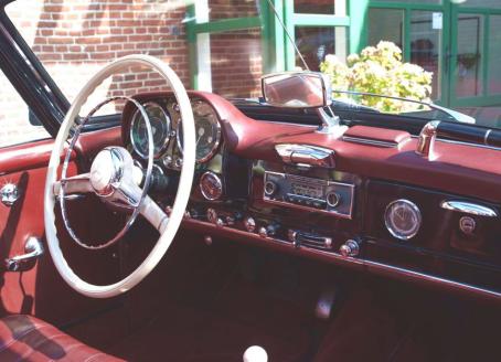 Interieur_restauriert_Mercedes_Classic_Car